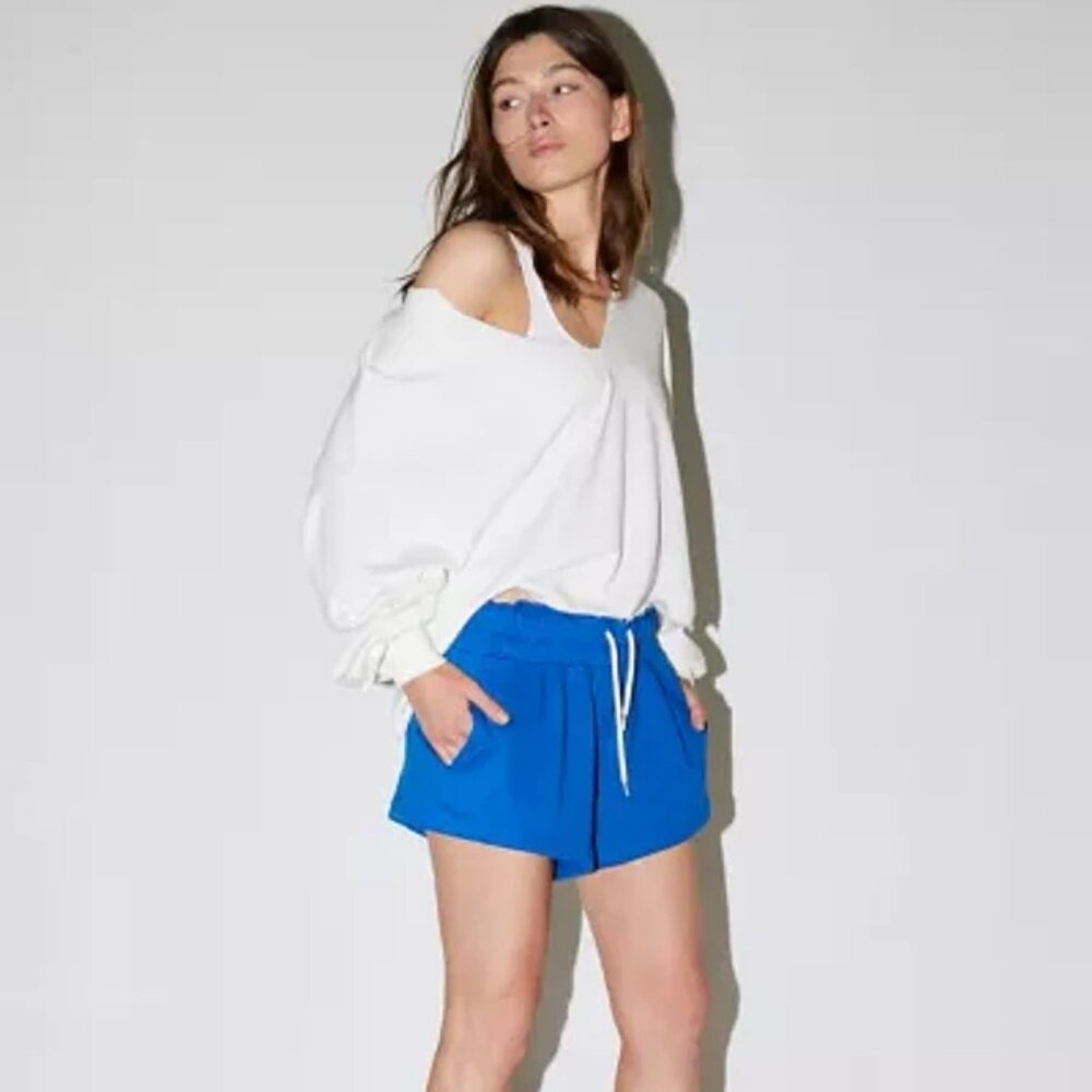 💙EUC UO-Out From Under “Paperbag🛍️Waist w/Drawstring🎀Sweat Shorts w/Pockets🤗” LG